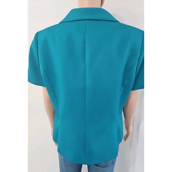 Tahari Arthur S. Levine Blazer - Picture 4 of 8